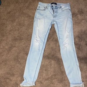 Hollister Men’s Ripped Jeans